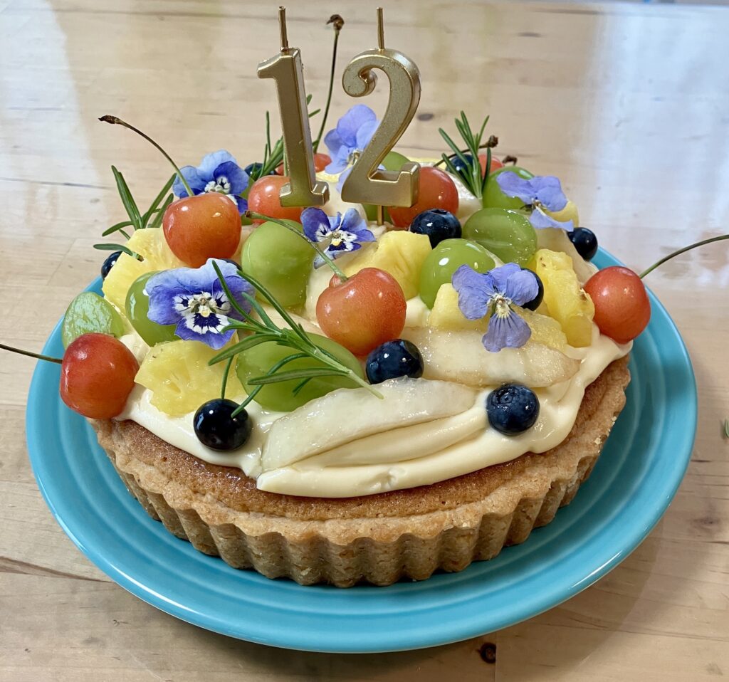 誕生日ケーキ
フルーツタルト