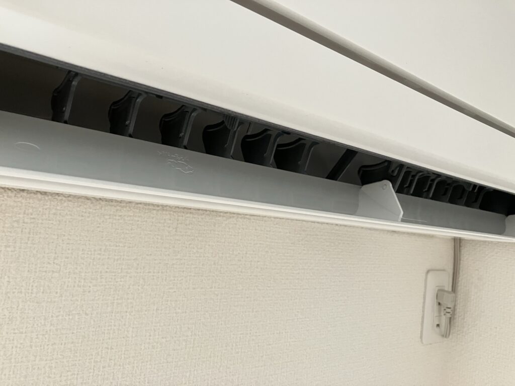 霧ヶ峰エアコンルーバー