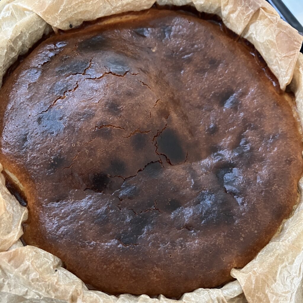 バスクチーズケーキ