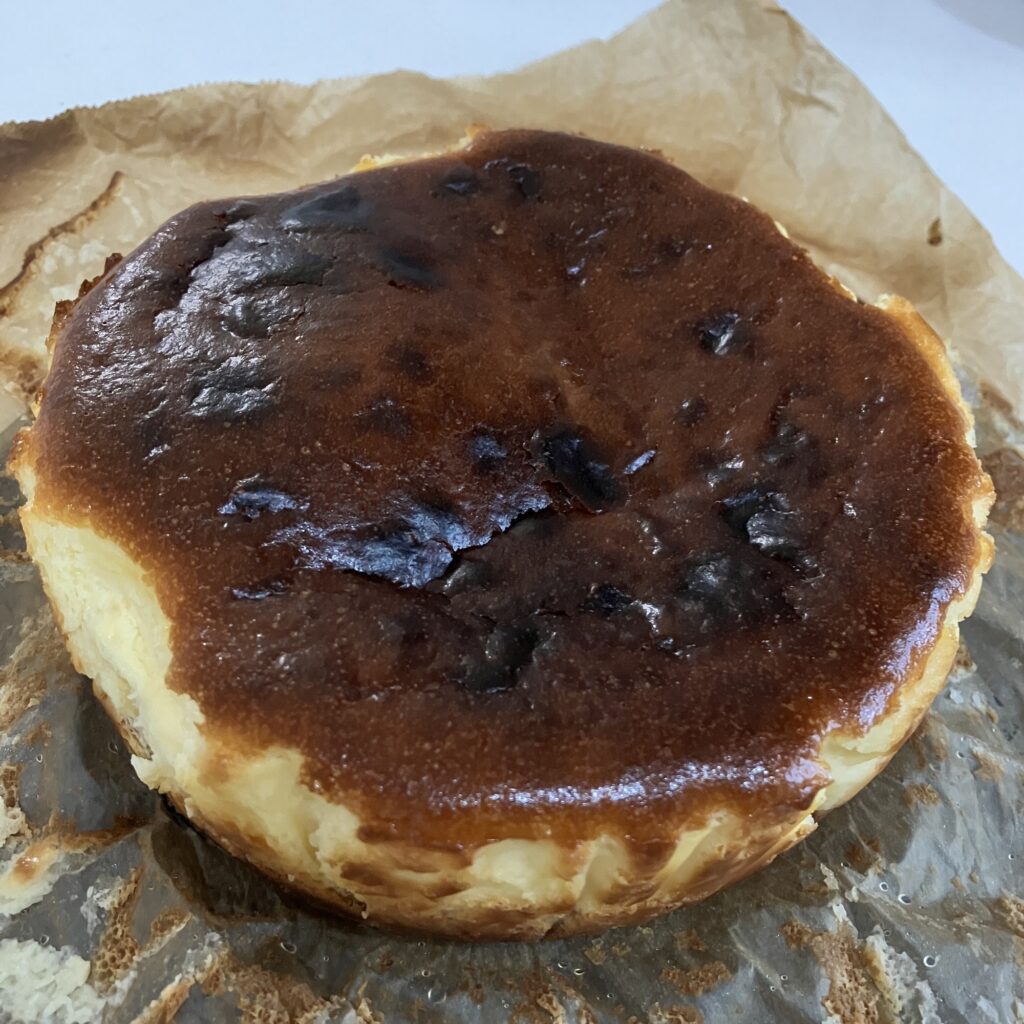 バスクチーズケーキ