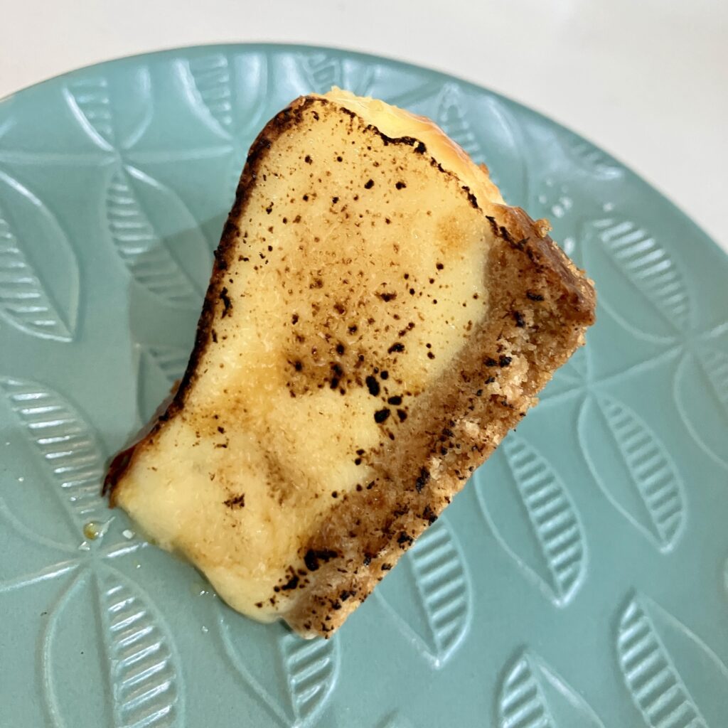 バスクチーズケーキ